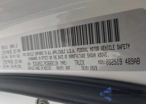 2019 Ram 2500 Tradesman 4X4 6'4 Box z USA, uszkodzony, nr VIN 3C6UR5CL7KG669110